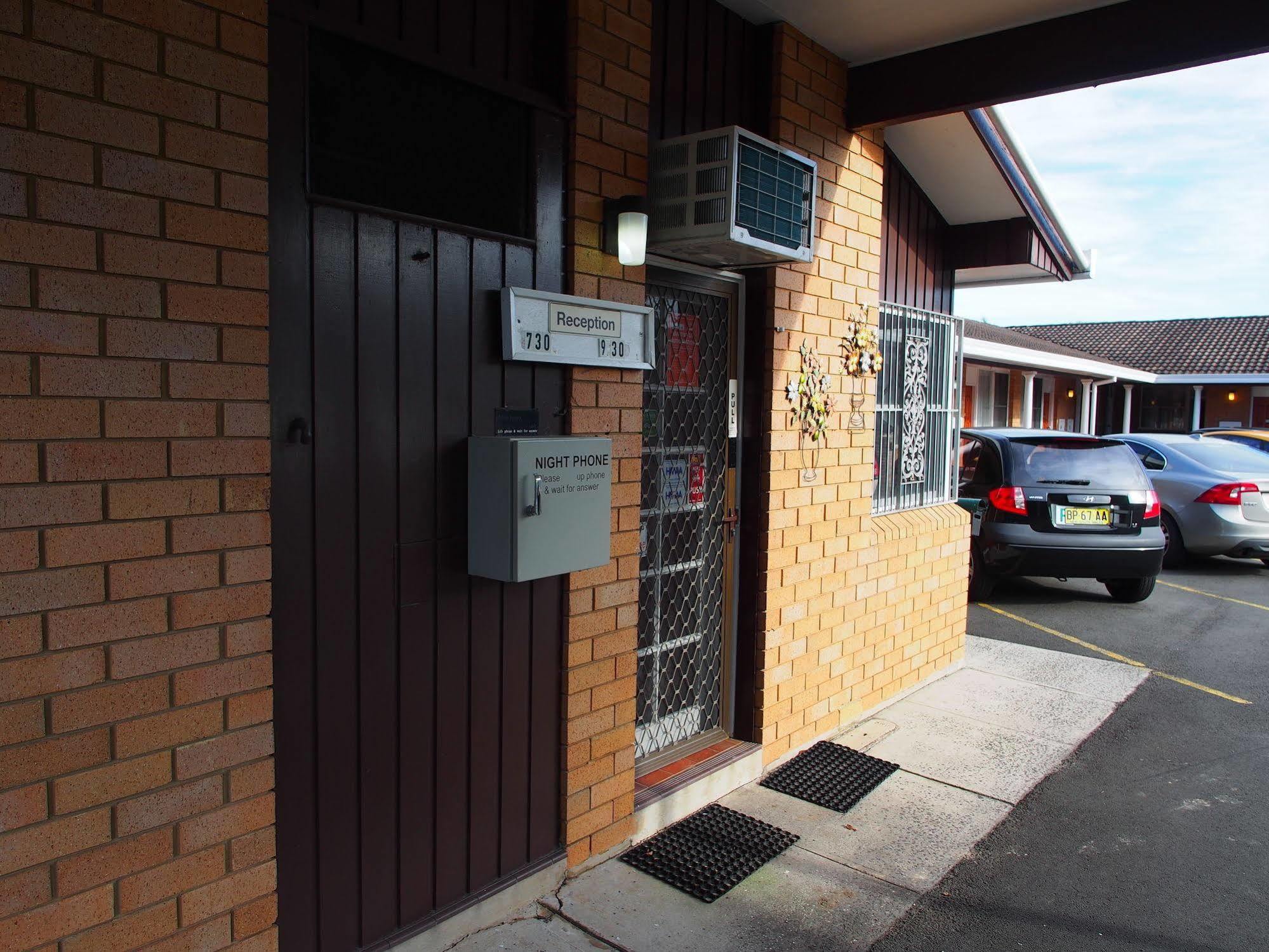 Windmill Motel Wollongong Exterior photo