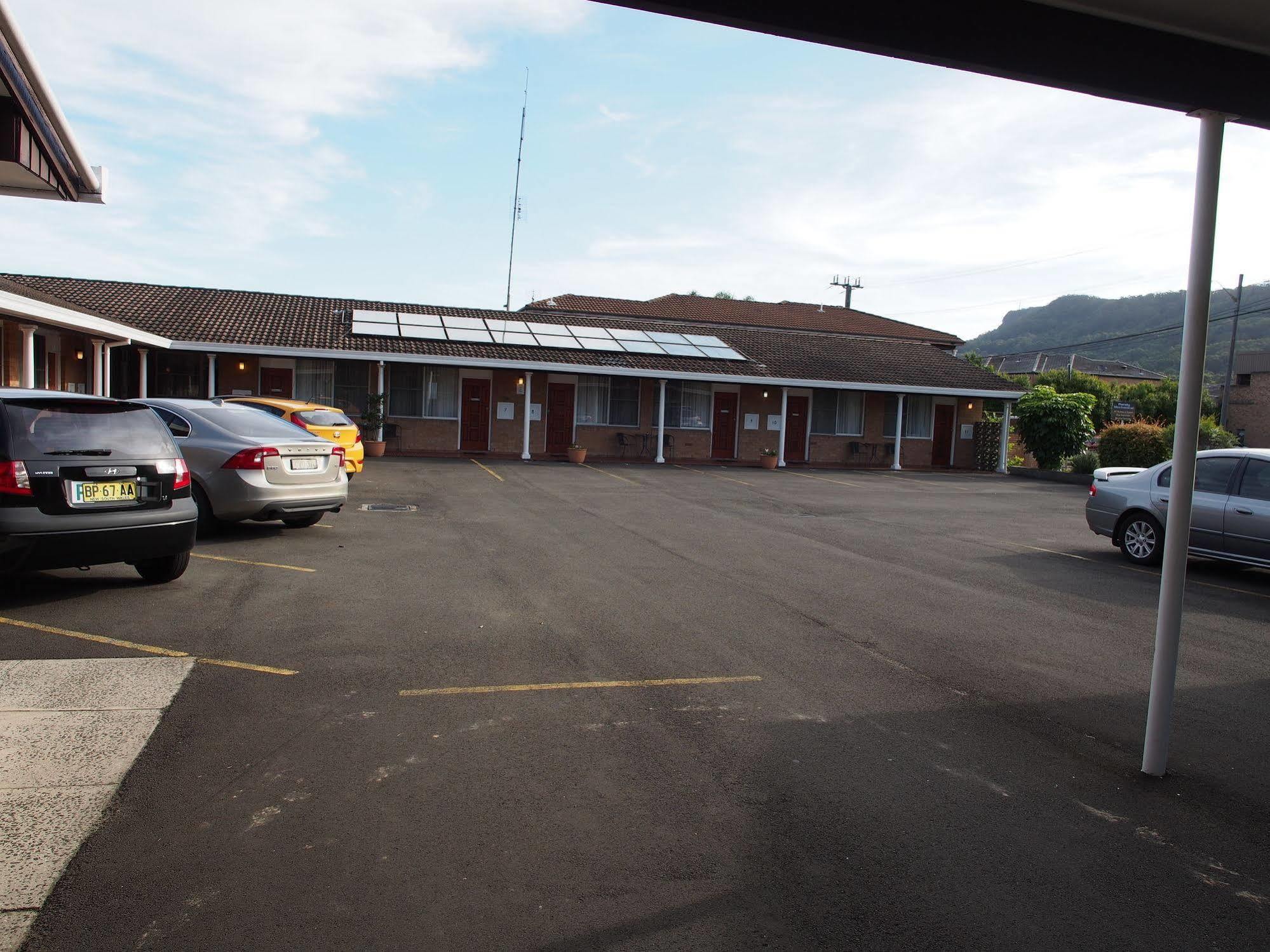 Windmill Motel Wollongong Exterior photo